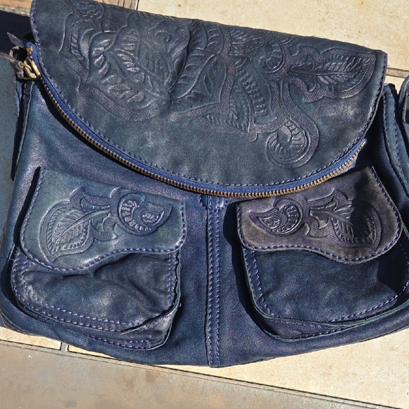 LUCKY BRAND Stash "Ramblin' Rose" shoulder bag 100% Lamb Leather - Picture 9 of 13